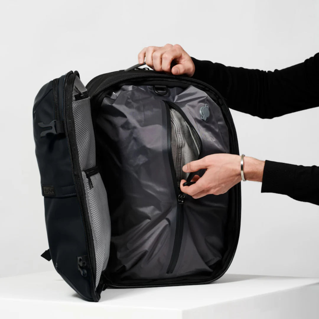 Airback Matt Black